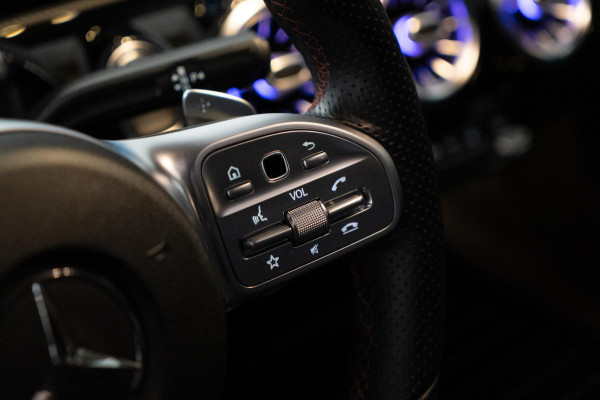 Mercedes-Benz A-Klasse 250 e AMG Line Pano|Memory|Sfeer|Multibeam