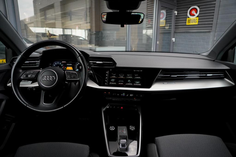 Audi A3 Sportback 40 TFSI e Business edition Aut / Carplay / Sportstoelen / Audi Sound