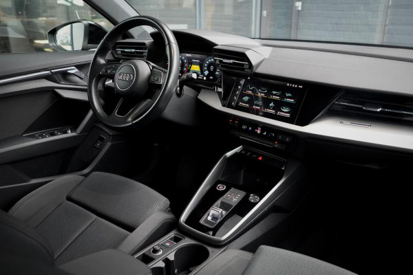 Audi A3 Sportback 40 TFSI e Business edition Aut / Carplay / Sportstoelen / Audi Sound