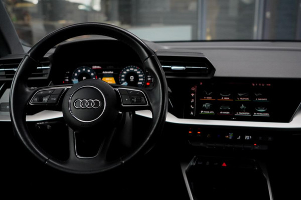 Audi A3 Sportback 40 TFSI e Business edition Aut / Carplay / Sportstoelen / Audi Sound
