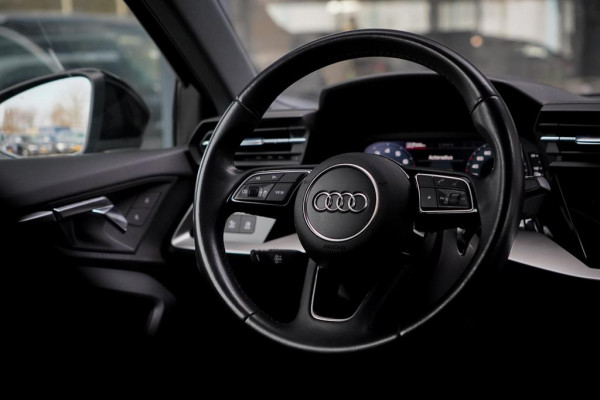 Audi A3 Sportback 40 TFSI e Business edition Aut / Carplay / Sportstoelen / Audi Sound