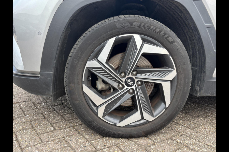 Hyundai Tucson 1.6 T-GDI HEV Premium Sky | SCI | Panoramadak | Afneembare trekhaak | Stoelverwarming/koeling | Camera