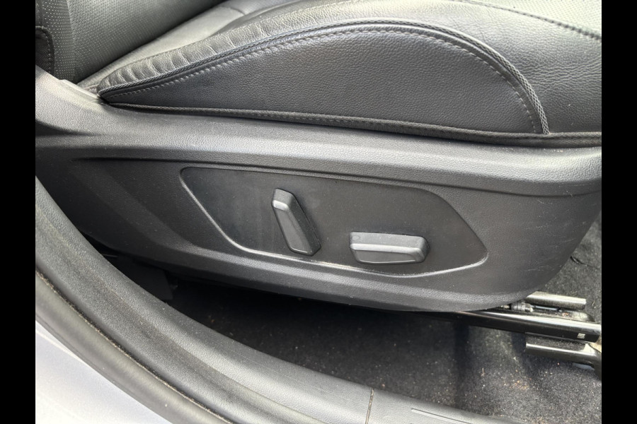 Hyundai Tucson 1.6 T-GDI HEV Premium Sky | SCI | Panoramadak | Afneembare trekhaak | Stoelverwarming/koeling | Camera