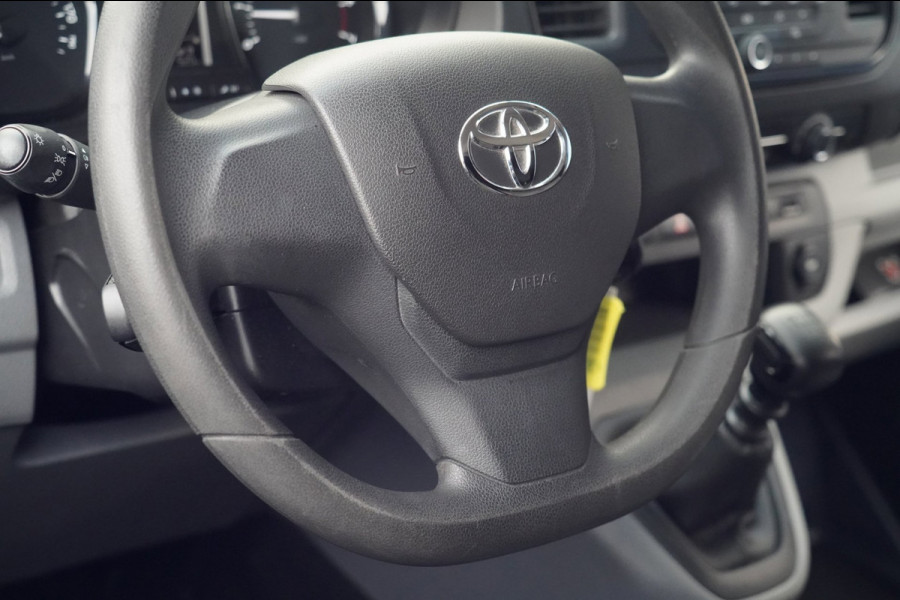 Toyota ProAce Compact 2.0 D-4D Cool Comfort / 1e Eigenaar / 102dkm NAP / Trekhaak / Camera / Airco / 3 Zitp. / EX. BTW