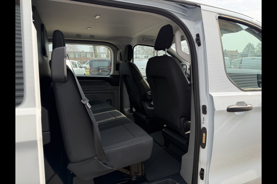 Ford Transit Custom 320 2.0 TDCI L2H1 Trend originele Ford DC 5 persoons / vaste prijs rijklaar € 40.950 ex btw / lease vanaf € 668 / dubbel schuifdeur / isofix / euro 6 diesel / NIEUW bpm vrij / vol opties !