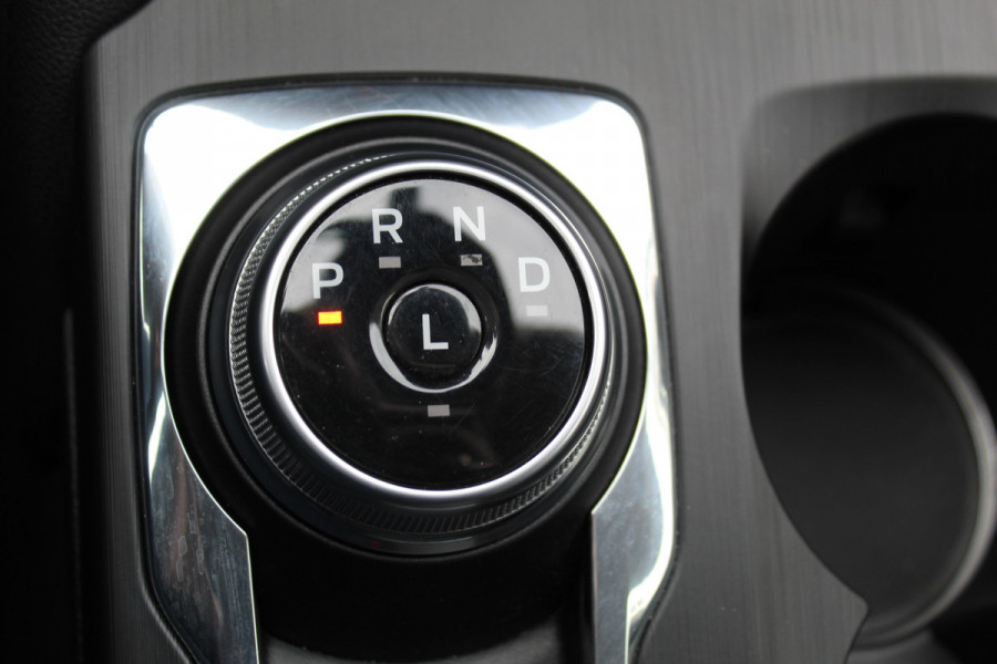 Ford Kuga 2.5 PHEV Titanium X , 225pk , 1500kg Trekgewicht Stoel, Stuur en Voorruit verwarming Climate Control, Cruise Control, Winter Pack, Camera