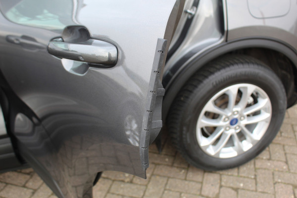 Ford Kuga 2.5 PHEV Titanium X , 225pk , 1500kg Trekgewicht Stoel, Stuur en Voorruit verwarming Climate Control, Cruise Control, Winter Pack, Camera