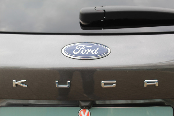Ford Kuga 2.5 PHEV Titanium X , 225pk , 1500kg Trekgewicht Stoel, Stuur en Voorruit verwarming Climate Control, Cruise Control, Winter Pack, Camera