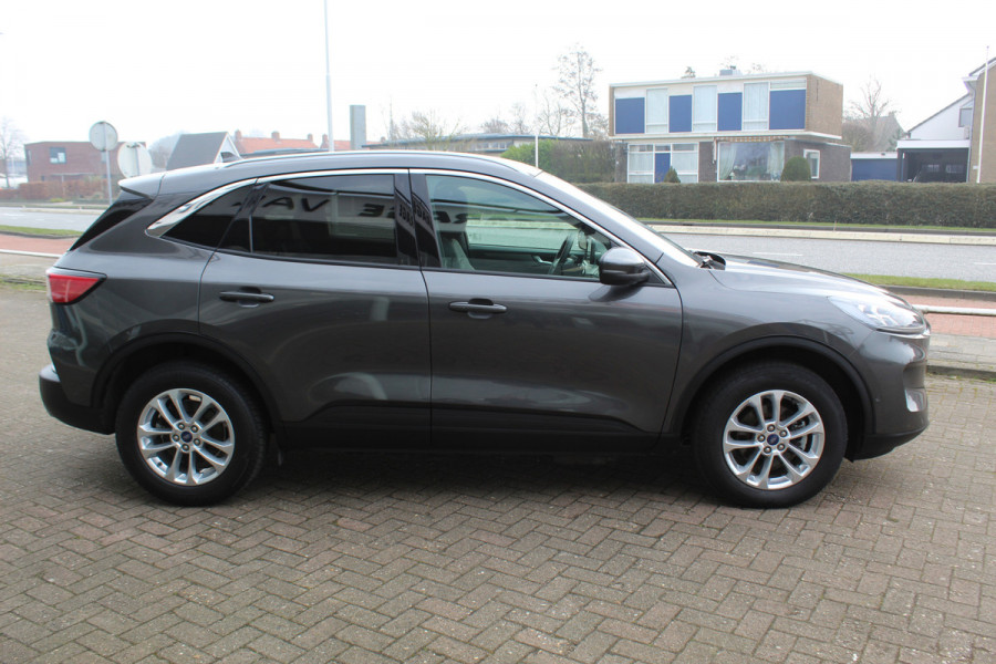 Ford Kuga 2.5 PHEV Titanium X , 225pk , 1500kg Trekgewicht Stoel, Stuur en Voorruit verwarming Climate Control, Cruise Control, Winter Pack, Camera