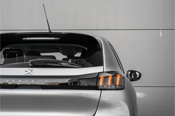 Peugeot 208 1.2 PureTech Allure ACC Virtual Cockpit Camera