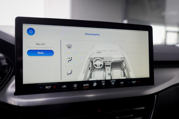 Ford FOCUS Wagon 1.0 EcoBoost Hybrid Titanium / LED / Carplay / Incl BTW