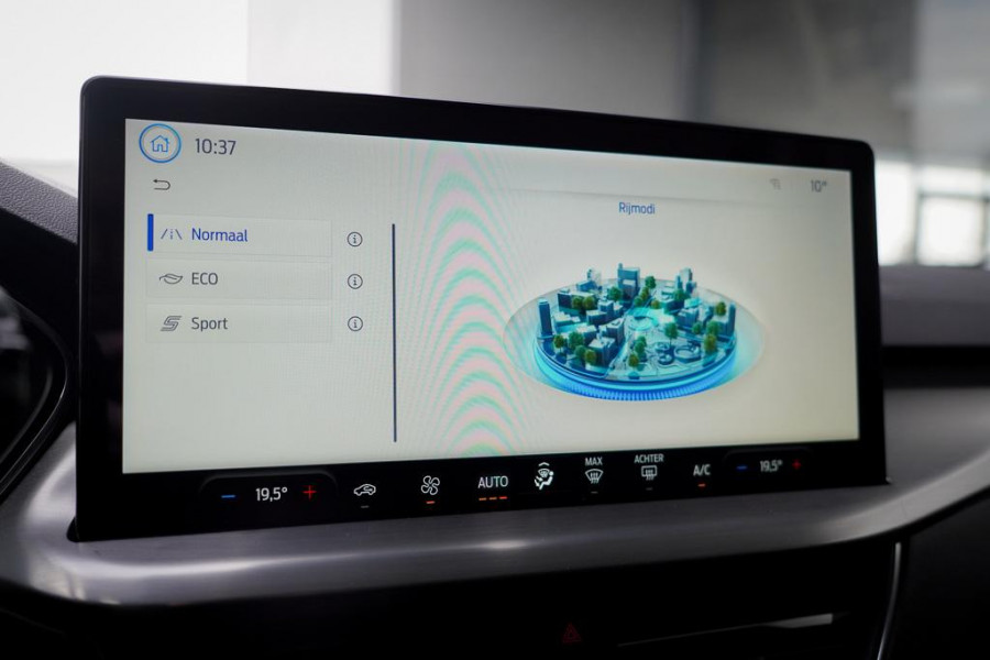 Ford FOCUS Wagon 1.0 EcoBoost Hybrid Titanium / LED / Carplay / Incl BTW