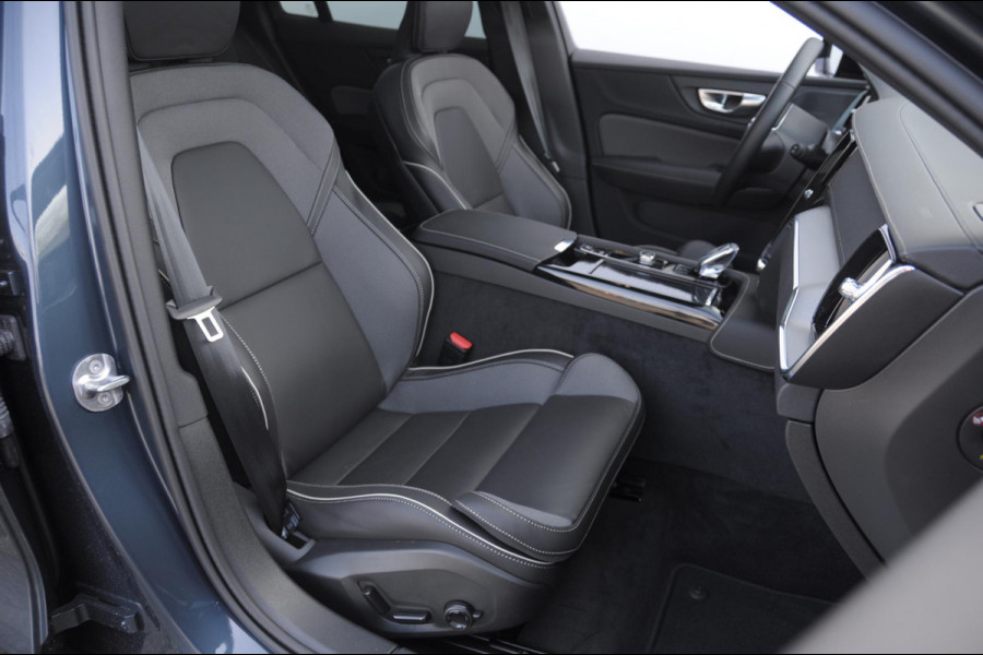 Volvo V60 T6 350PK Automaat AWD Ultra Dark / Long Range / 360 Camera / Harman Kardon audio / Head-up display / Panorama dak / Apple carplay / Android auto /