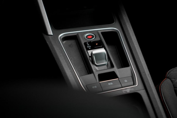 Seat Leon Sportstourer 1.5 eTSI FR / Aut / Clima / Carplay / Stoel&stuurverwarming / Incl BTW