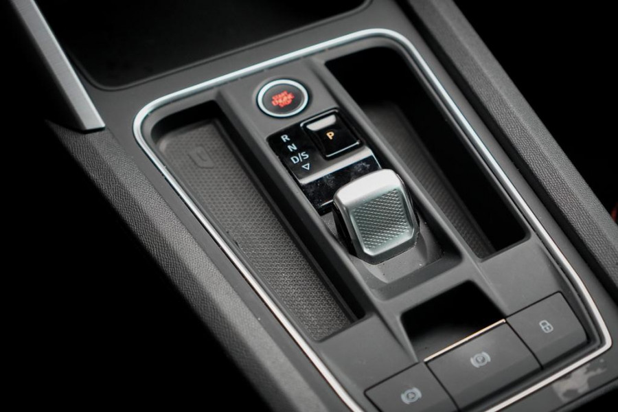 Seat Leon Sportstourer 1.5 eTSI FR / Aut / Clima / Carplay / Stoel&stuurverwarming / Incl BTW