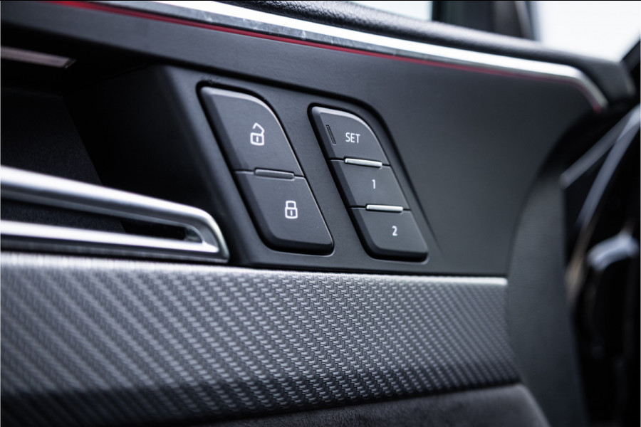 Audi RS4 Avant 2.9 TFSI quattro - Panorama | B&O | Massage | Sport Design Pakket