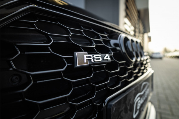 Audi RS4 Avant 2.9 TFSI quattro - Panorama | B&O | Massage | Sport Design Pakket
