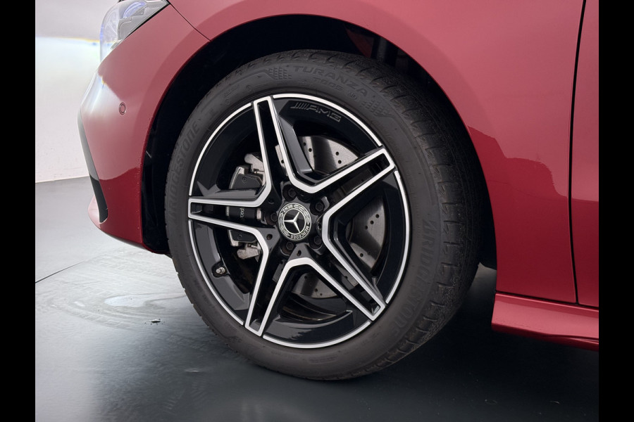 Mercedes-Benz CLA-Klasse 250 e AMG line | Pano HUD Memory Keyless