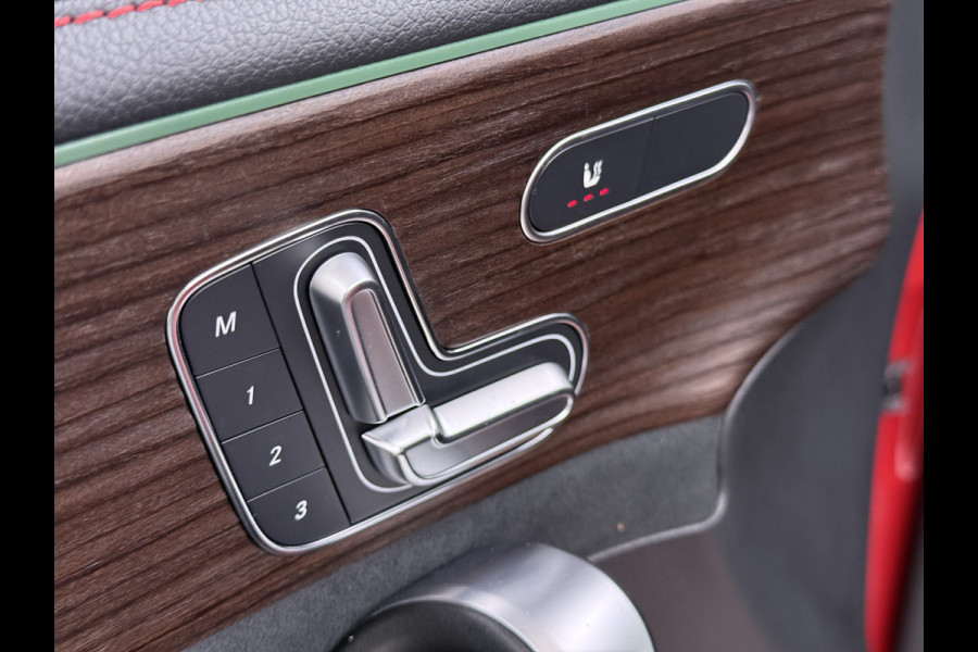 Mercedes-Benz CLA-Klasse 250 e AMG line | Pano HUD Memory Keyless