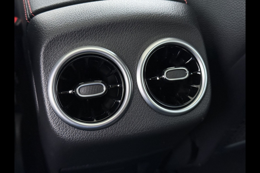 Mercedes-Benz CLA-Klasse 250 e AMG line | Pano HUD Memory Keyless