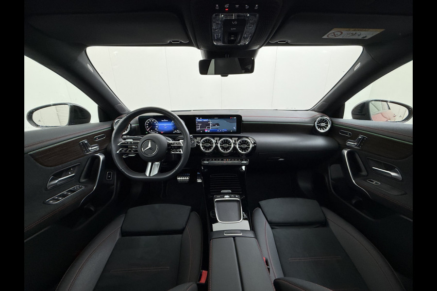 Mercedes-Benz CLA-Klasse 250 e AMG line | Pano HUD Memory Keyless