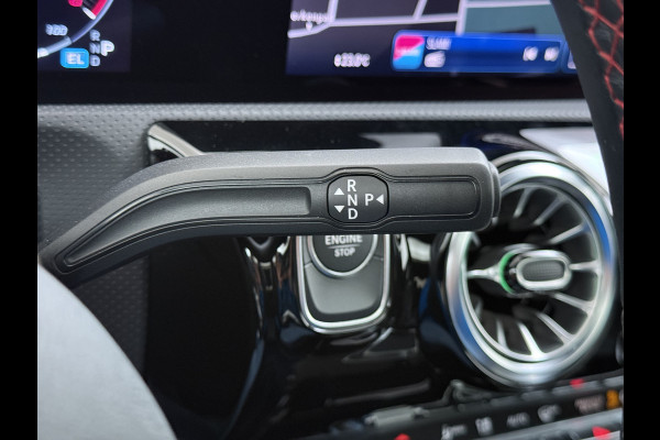 Mercedes-Benz CLA-Klasse 250 e AMG line | Pano HUD Memory Keyless