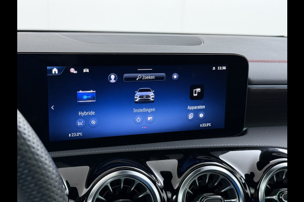 Mercedes-Benz CLA-Klasse 250 e AMG line | Pano HUD Memory Keyless