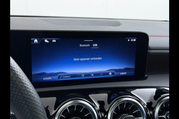 Mercedes-Benz CLA-Klasse 250 e AMG line | Pano HUD Memory Keyless