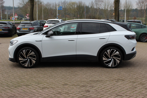 Volkswagen ID.4 Max 77 kWh / Full option! / SoH 86,1% / Trekhaak / Panoramadak / Camera / Head-up / Keyless / 21'' / ACC / Dodehoek / Elektr. stoelen / Massage / Navigatie / Stuurverwarming