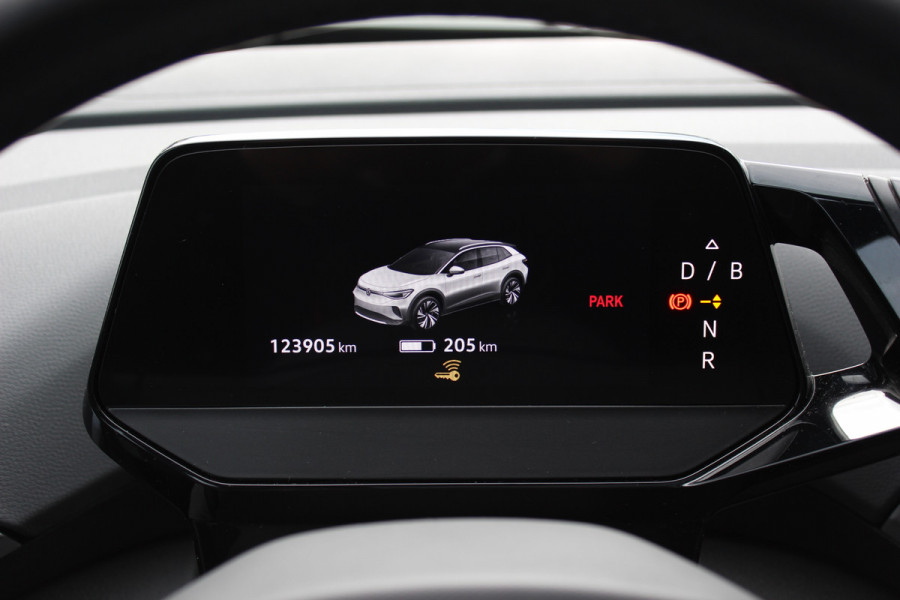 Volkswagen ID.4 Max 77 kWh / Full option! / SoH 86,1% / Trekhaak / Panoramadak / Camera / Head-up / Keyless / 21'' / ACC / Dodehoek / Elektr. stoelen / Massage / Navigatie / Stuurverwarming