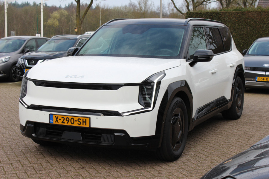 Kia EV9 Launch Edition 99.8 kWh / SoH 98,8% / 360Camera / Head-up / Leder / Keyless / Sfeerverlichting / 19'' / Warmtepomp / Stoelventilatie+Verwarming 4x / Dodehoek / Stoelverwarming / Dodehoek / DAB / ACC