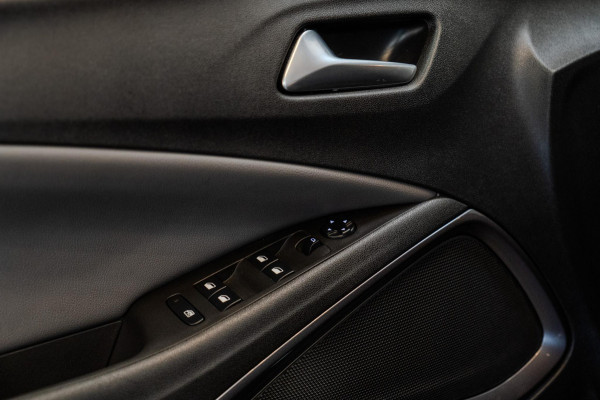 Opel Crossland X 1.2 Turbo Innovation Camera|CruiseControl|Stuurverwarming|Airco