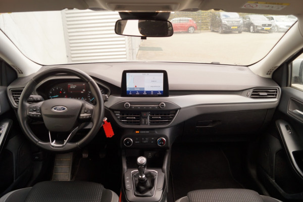 Ford Focus Wagon 1.0 EcoBoost 124pk Hybrid Connected -NAVI-AIRCO-PDC-