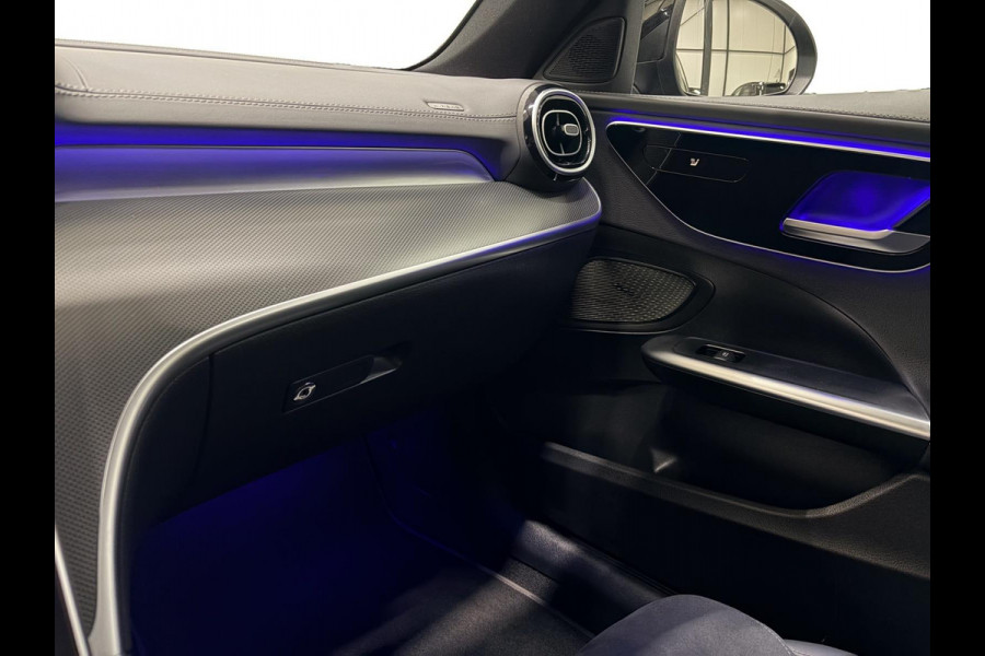 Mercedes-Benz C-Klasse Estate 180 AMG Line Trekhaak Navi Leer Camera Nightpack Ambient Elekt. achterklep PTS