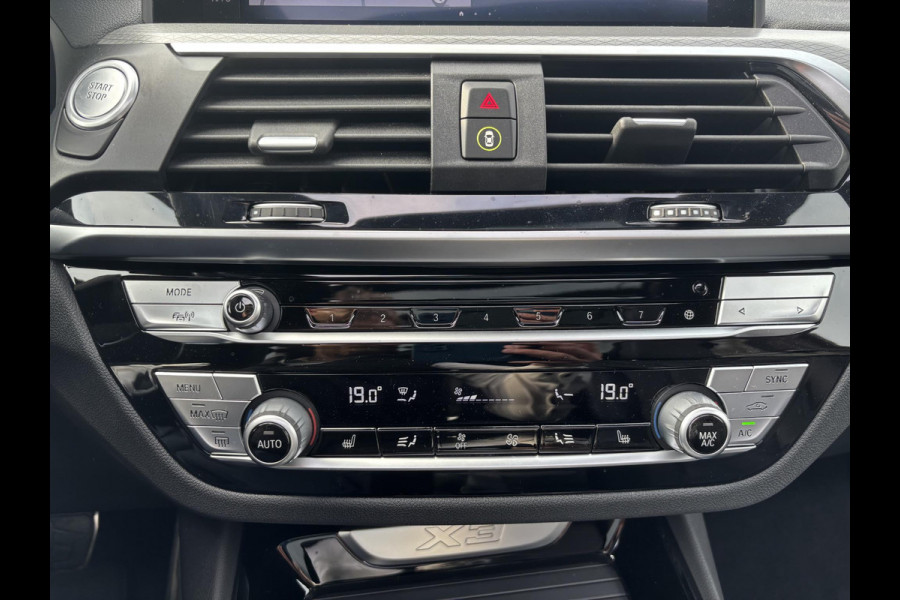 BMW X3 xDrive30e M Sport | Bellen voor bezichtiging | Plug-in Hybride | PHEV | Volle uitrusting | 20 inch |  Panoramadak | Trekhaak | Harman/kardon | 360 graden camera | Leder Vernasca Schwarz | Elektrische stoelen met memory functie | M pakket | Sportstoelen | Stoelverwarming| Adaptive Led | Head Up Display | Keyless entry | Elektrische achterklep | Adaptive cruise control | Dodehoeksensoren | Digitaal instrumentenpaneel SCI |