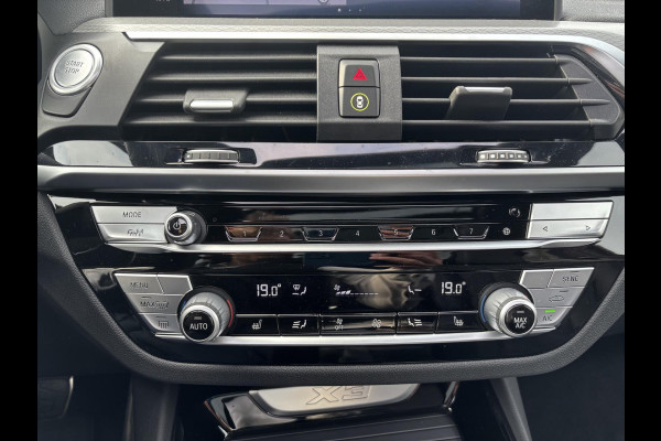 BMW X3 xDrive30e M Sport | Bellen voor bezichtiging | Plug-in Hybride | PHEV | Volle uitrusting | 20 inch |  Panoramadak | Trekhaak | Harman/kardon | 360 graden camera | Leder Vernasca Schwarz | Elektrische stoelen met memory functie | M pakket | Sportstoelen | Stoelverwarming| Adaptive Led | Head Up Display | Keyless entry | Elektrische achterklep | Adaptive cruise control | Dodehoeksensoren | Digitaal instrumentenpaneel SCI |