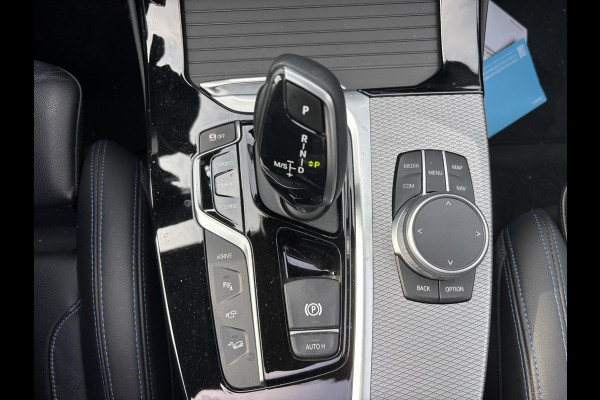 BMW X3 xDrive30e M Sport | Bellen voor bezichtiging | Plug-in Hybride | PHEV | Volle uitrusting | 20 inch |  Panoramadak | Trekhaak | Harman/kardon | 360 graden camera | Leder Vernasca Schwarz | Elektrische stoelen met memory functie | M pakket | Sportstoelen | Stoelverwarming| Adaptive Led | Head Up Display | Keyless entry | Elektrische achterklep | Adaptive cruise control | Dodehoeksensoren | Digitaal instrumentenpaneel SCI |