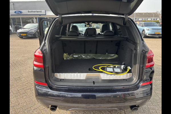 BMW X3 xDrive30e M Sport | Bellen voor bezichtiging | Plug-in Hybride | PHEV | Volle uitrusting | 20 inch |  Panoramadak | Trekhaak | Harman/kardon | 360 graden camera | Leder Vernasca Schwarz | Elektrische stoelen met memory functie | M pakket | Sportstoelen | Stoelverwarming| Adaptive Led | Head Up Display | Keyless entry | Elektrische achterklep | Adaptive cruise control | Dodehoeksensoren | Digitaal instrumentenpaneel SCI |