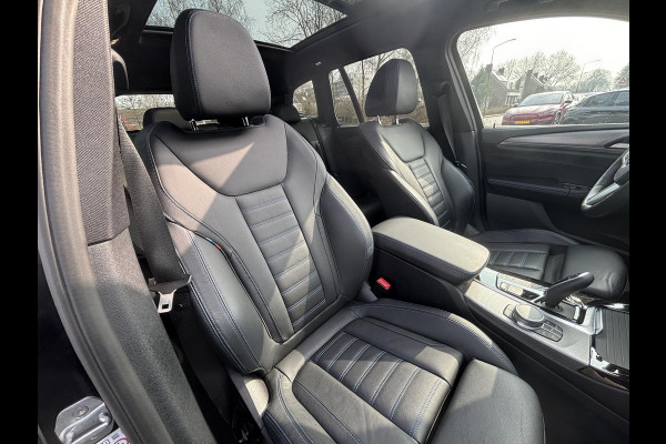 BMW X3 xDrive30e M Sport | Bellen voor bezichtiging | Plug-in Hybride | PHEV | Volle uitrusting | 20 inch |  Panoramadak | Trekhaak | Harman/kardon | 360 graden camera | Leder Vernasca Schwarz | Elektrische stoelen met memory functie | M pakket | Sportstoelen | Stoelverwarming| Adaptive Led | Head Up Display | Keyless entry | Elektrische achterklep | Adaptive cruise control | Dodehoeksensoren | Digitaal instrumentenpaneel SCI |