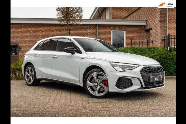 Audi A3 Sportback 45 TFSI e S Edition Competition 245 PK Matrix LED Adaptive Keyless B&O 18''