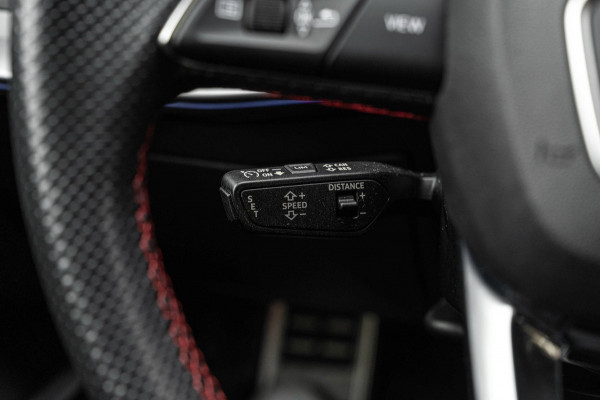 Audi A3 Sportback 45 TFSI e S Edition Competition 245 PK Matrix LED Adaptive Keyless B&O 18''