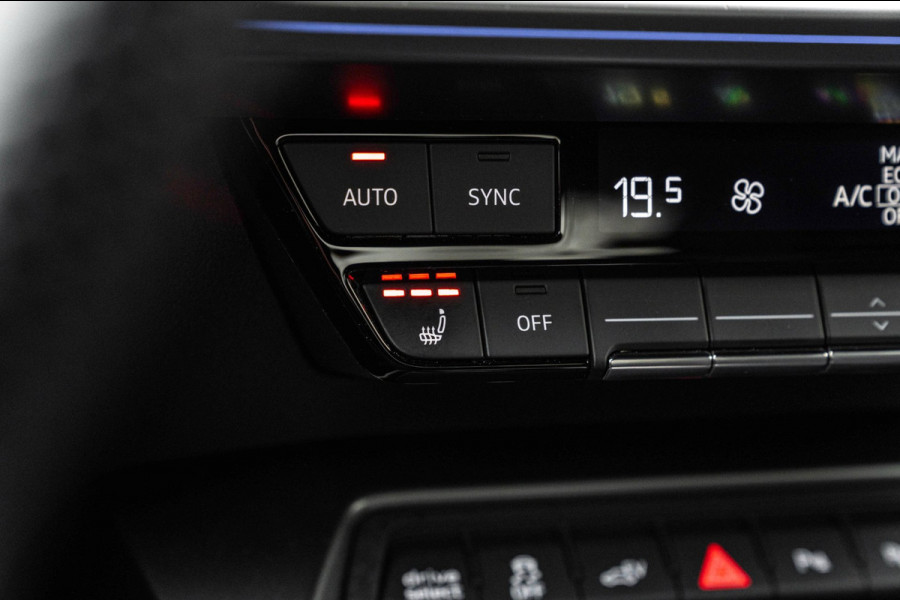 Audi A3 Sportback 45 TFSI e S Edition Competition 245 PK Matrix LED Adaptive Keyless B&O 18''