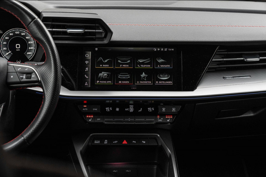 Audi A3 Sportback 45 TFSI e S Edition Competition 245 PK Matrix LED Adaptive Keyless B&O 18''