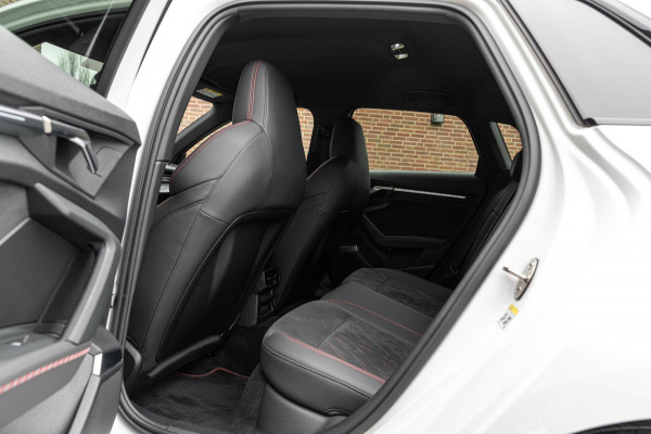 Audi A3 Sportback 45 TFSI e S Edition Competition 245 PK Matrix LED Adaptive Keyless B&O 18''