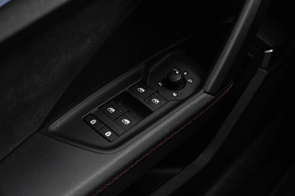 Audi A3 Sportback 45 TFSI e S Edition Competition 245 PK Matrix LED Adaptive Keyless B&O 18''