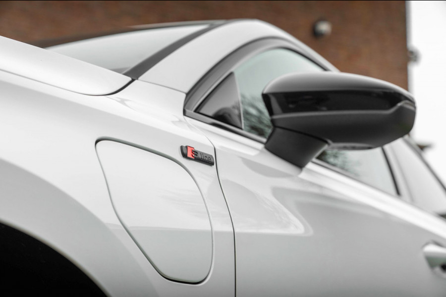 Audi A3 Sportback 45 TFSI e S Edition Competition 245 PK Matrix LED Adaptive Keyless B&O 18''