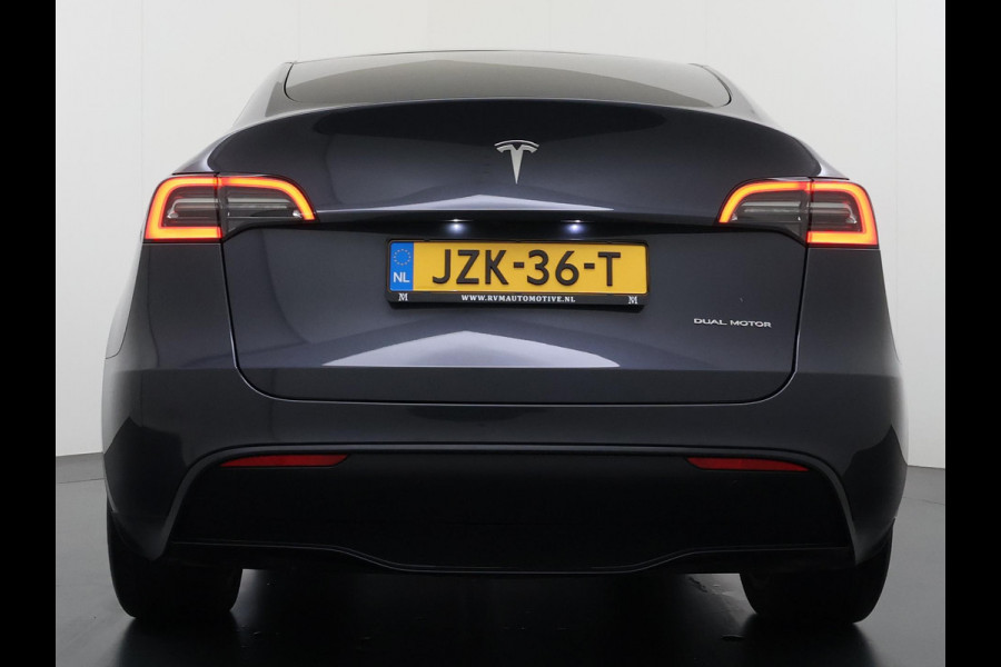 Tesla Model Y Long Range AWD 75 kWh VAN €38.900,- NU VOOR SLECHTS €35.877,- Uw LENTEVOORDEEL €3.023,- |SOH 96% | AFNEEMBARE TREKHAAK | STOEL- EN STUURVERWARMING | FABRIEKSGARANTIE |