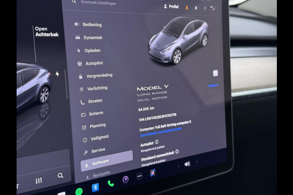 Tesla Model Y Long Range AWD 75 kWh VAN €38.900,- NU VOOR SLECHTS €35.877,- Uw LENTEVOORDEEL €3.023,- |SOH 96% | AFNEEMBARE TREKHAAK | STOEL- EN STUURVERWARMING | FABRIEKSGARANTIE |