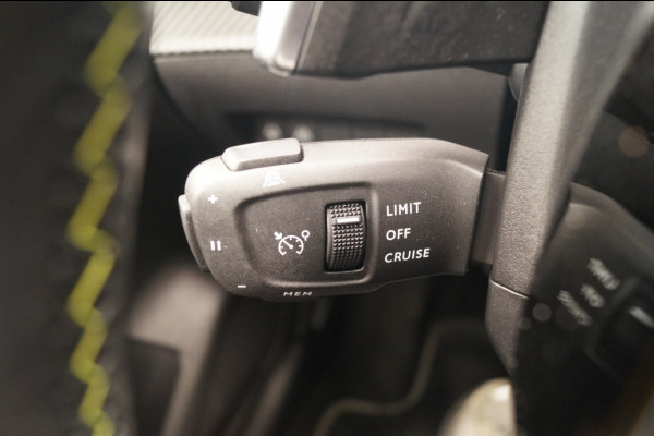 Peugeot 208 1.2 PureTech Automaat GT -PANO-NAVI-PDC-ECC-