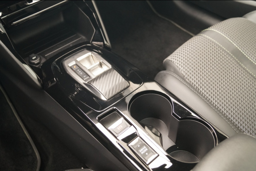 Peugeot 208 1.2 PureTech Automaat GT -PANO-NAVI-PDC-ECC-